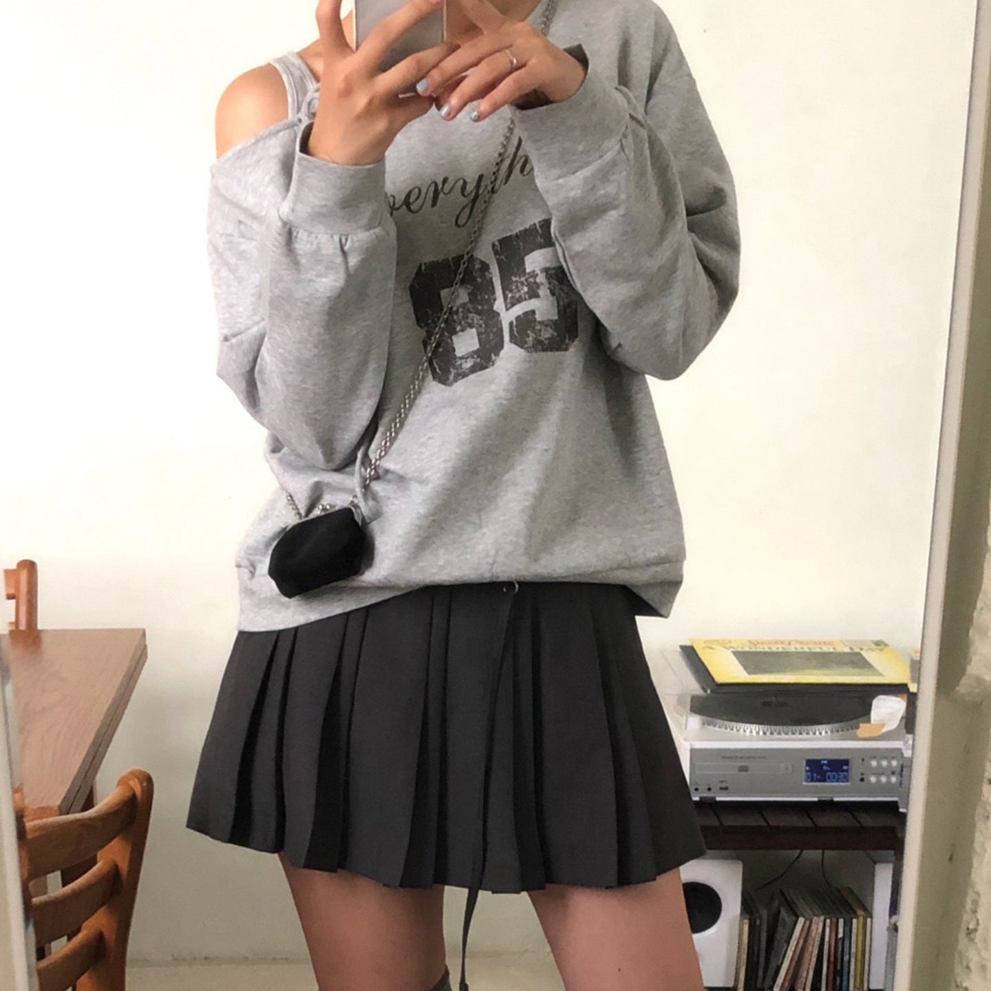 New Relaxed-style Outfit Loose-fitting Asymmetrical T-shirt Veloria