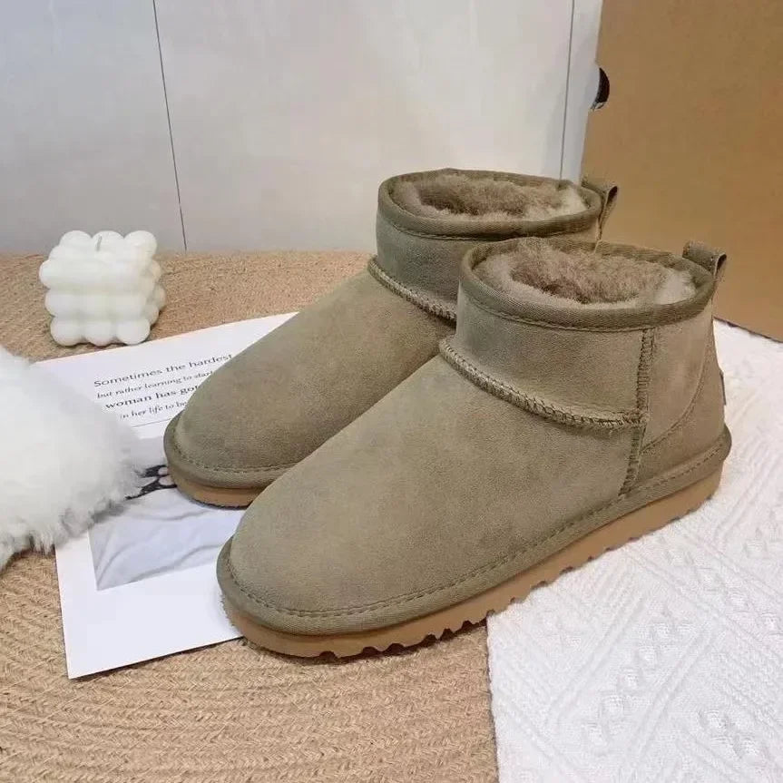 2025 Winter Warm Boots - Women's Snow Boots, Men's Short Boots, Sheepskin and Wool Cut, Low Warm Leather Shoes Veloria