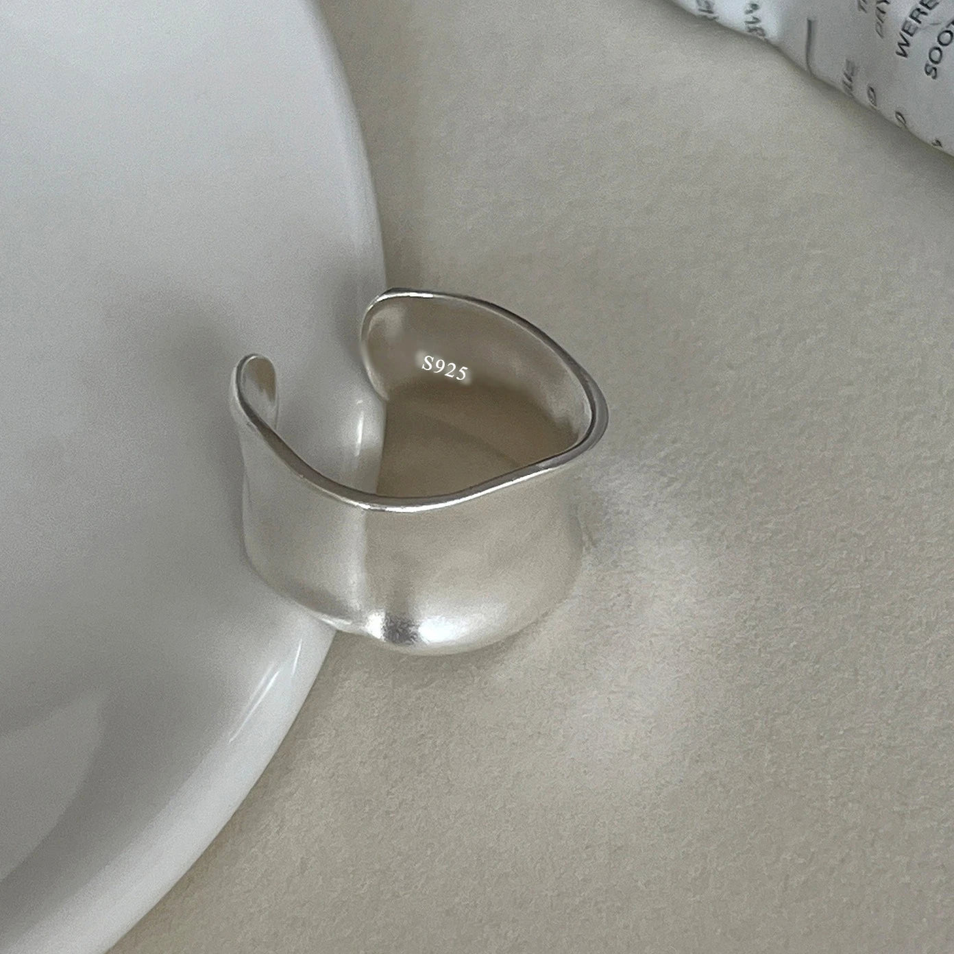 925 Sterling Silver Rings for Women Men Couple Minimalist Handmade Simple Interware Ring Party Jewelry Gift Prevent Allergy Veloria