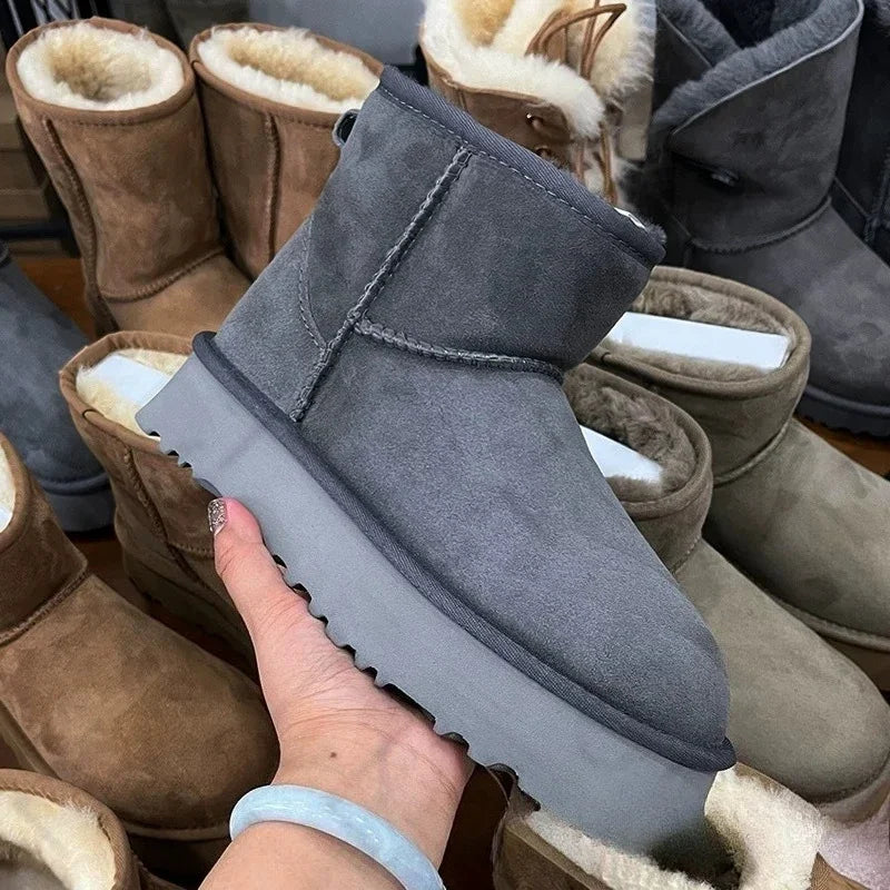 2025 Winter Warm Boots - Women's Snow Boots, Men's Short Boots, Sheepskin and Wool Cut, Low Warm Leather Shoes Veloria