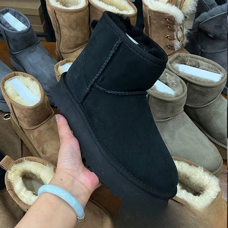 2025 Winter Warm Boots - Women's Snow Boots, Men's Short Boots, Sheepskin and Wool Cut, Low Warm Leather Shoes Veloria