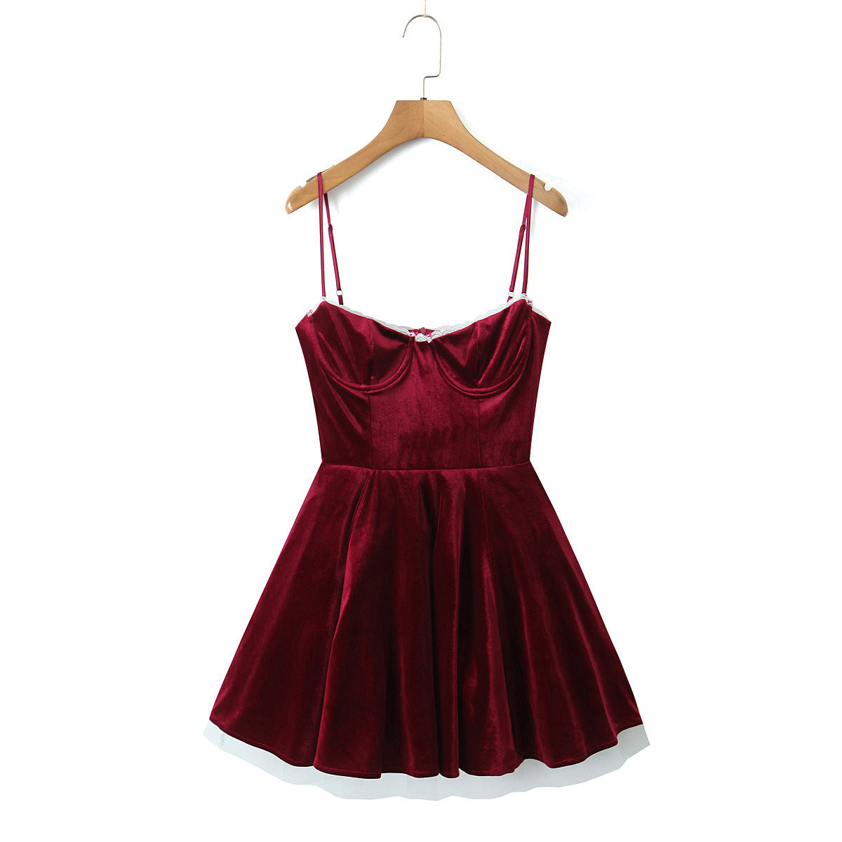 High-end Velvet Slip Dress With A Cinched Waist And Voluminous Skirt Veloria