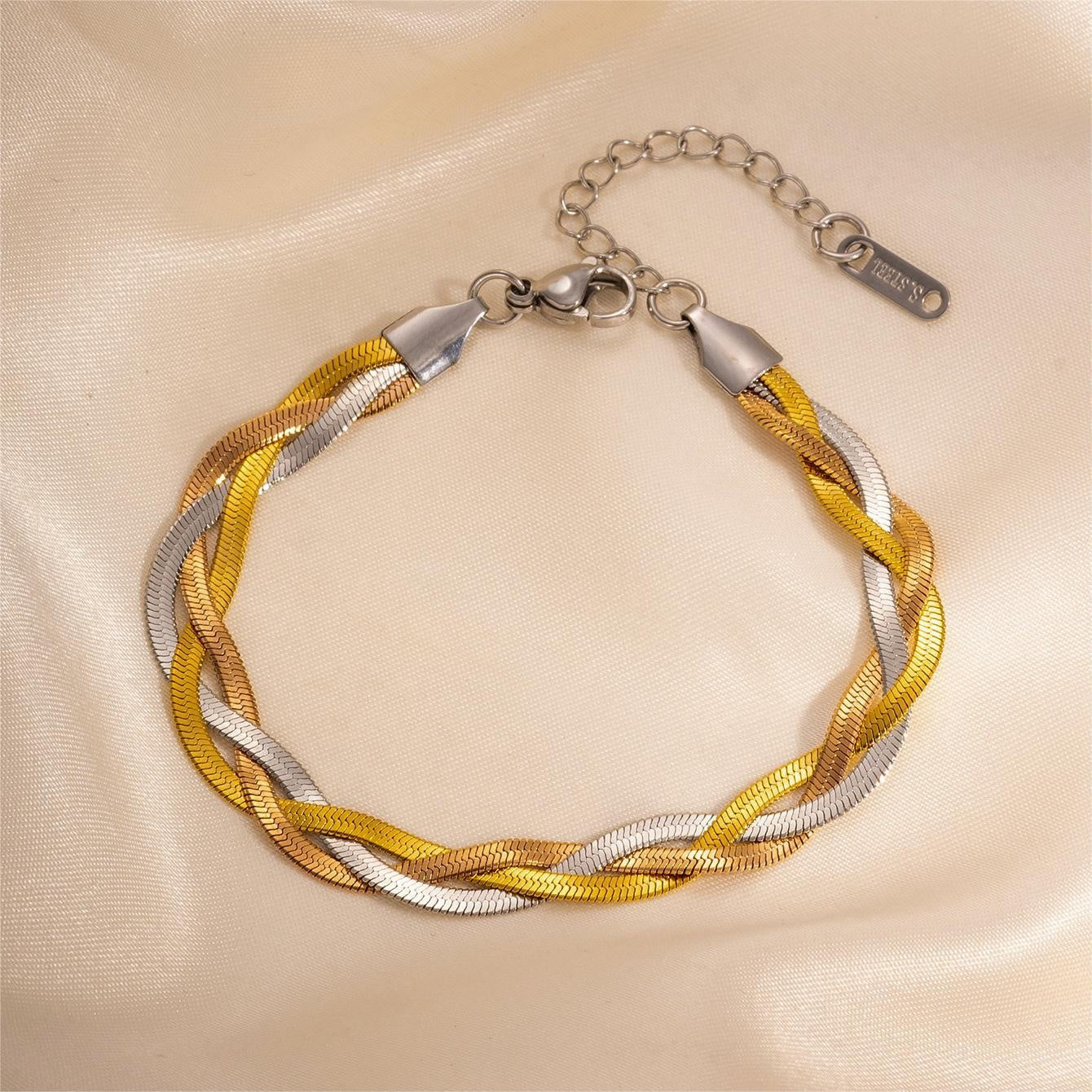 Sleek Stylish Alloy Jewelry For Women